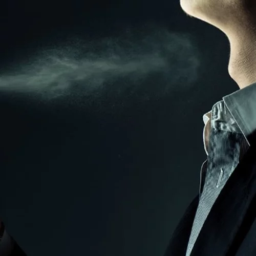 Men Fragrances: Αυτά είναι τα 3 νέα αρώματα που θέλετε να μυρίζετε πάνω του